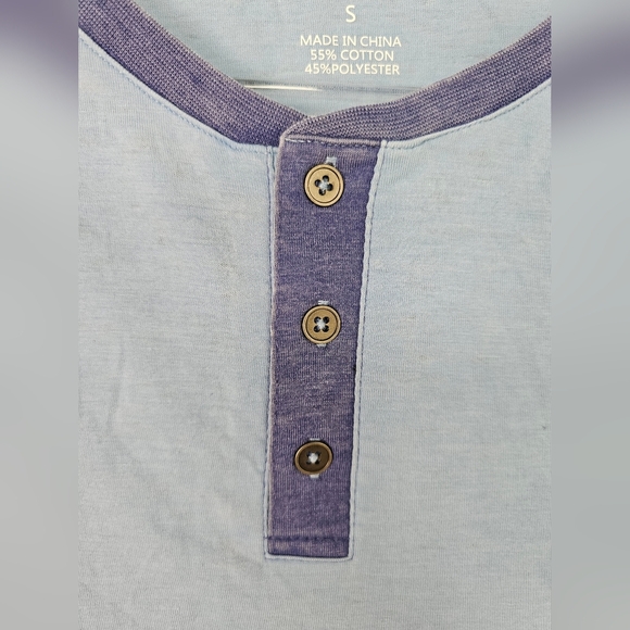 Flag & Anthem T-Shirt Men's 2 Tone Blue Henley Short Sleeve Lightweight, SMALL - Picture 4 of 6
